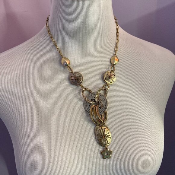 Necklace, EUC - Picture 2 of 7